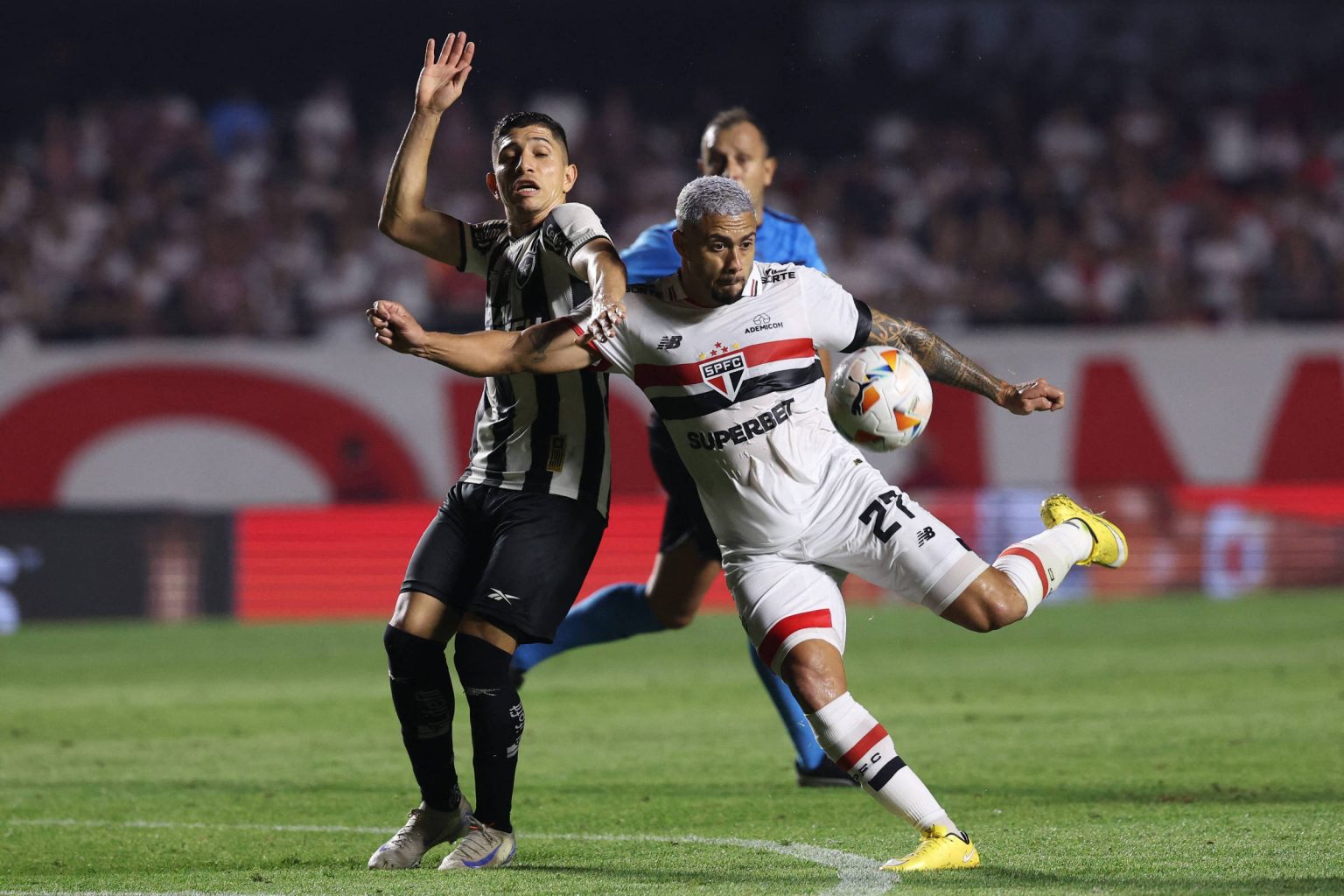 Botafogo elimina o São Paulo nos pênaltis e vai à semifinal da